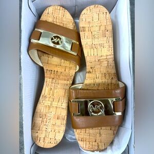 MICHAEL MICHAEL KORS // Warren Platform Sandal